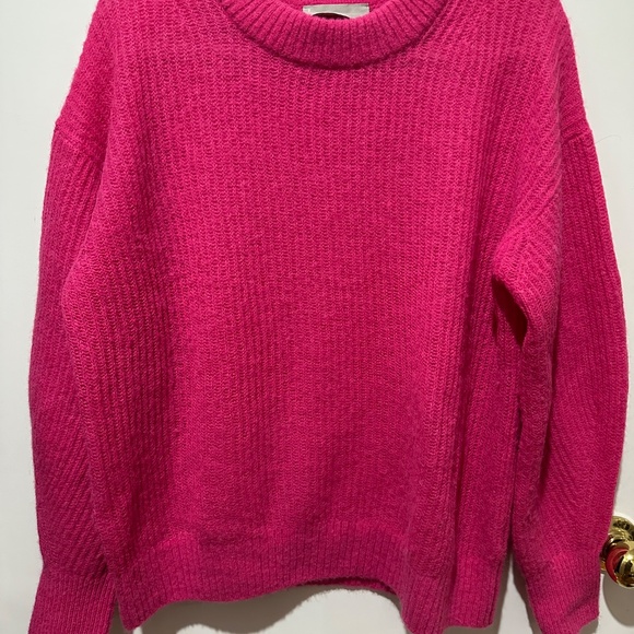 Everlane The Cocoon Crew in Alpaca Pink Base - Size M - Picture 2 of 7